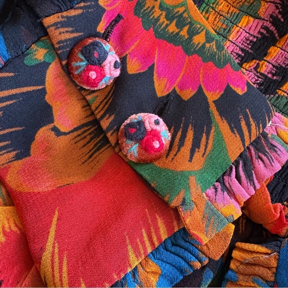 FARM RIO Flowers Smocked Ruffle Detail Floral Blouse Size S - Picture 6 of 12